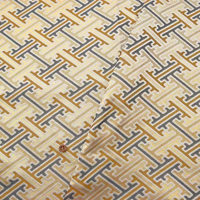 金襴 紗綾形